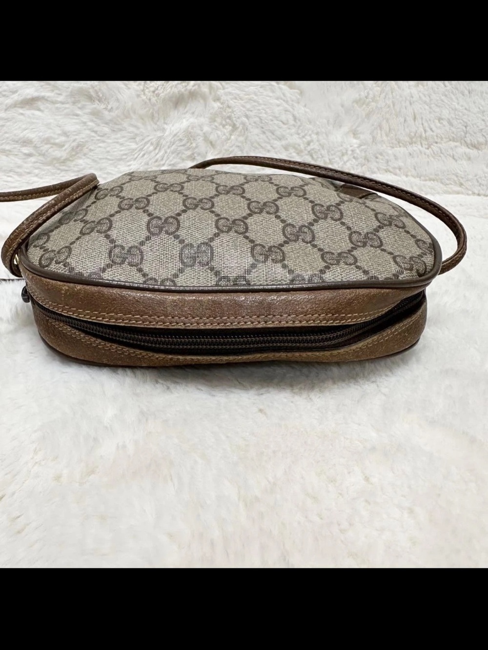 Gucci Beige GG Canvas Crossbody Bag with Brown Leather Trim - Picture 8 of 16